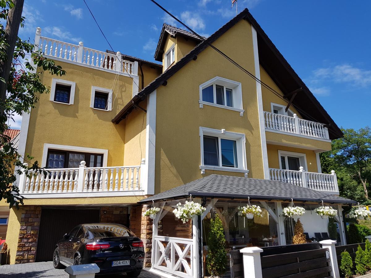 Pokoje i Apartamenty DAHARA Krynica Morska Exteriér fotografie
